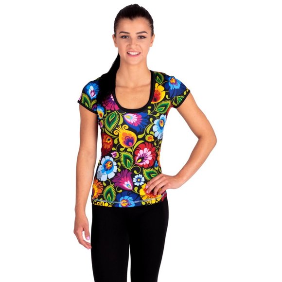 Folkstar Tops - NWT fitness sport top folklore flowers sleeve